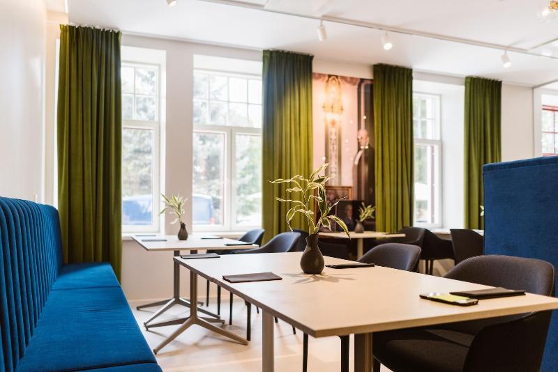 Park Hotell Viljandi image