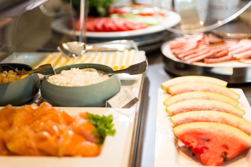 Park Hotell Viljandi image