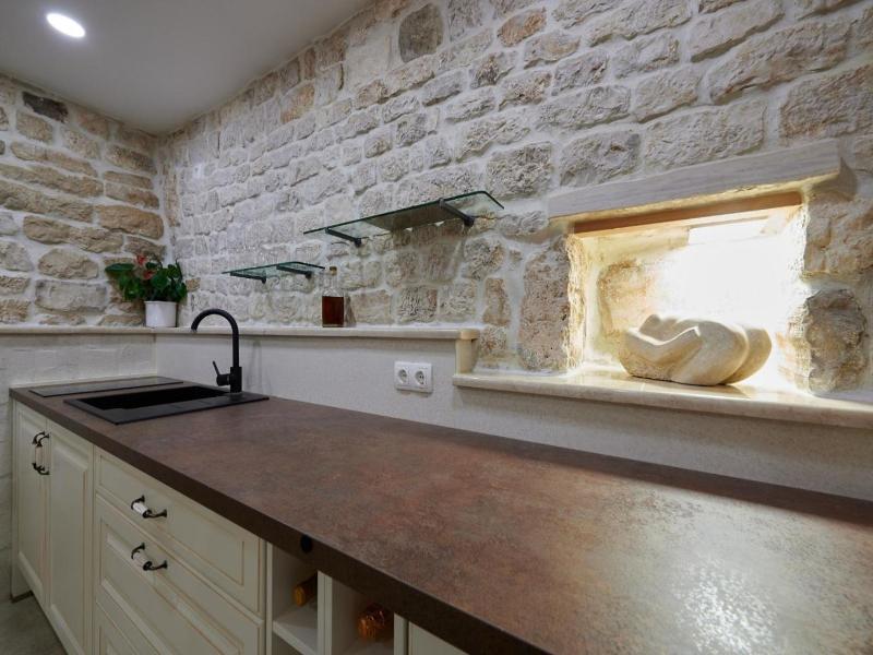 Villa Kudelik - Stone Story image