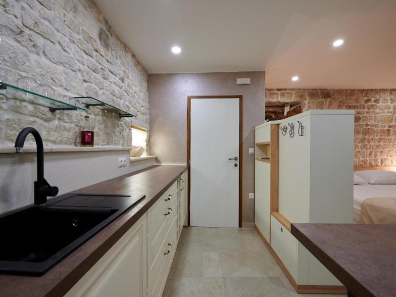Villa Kudelik - Stone Story image