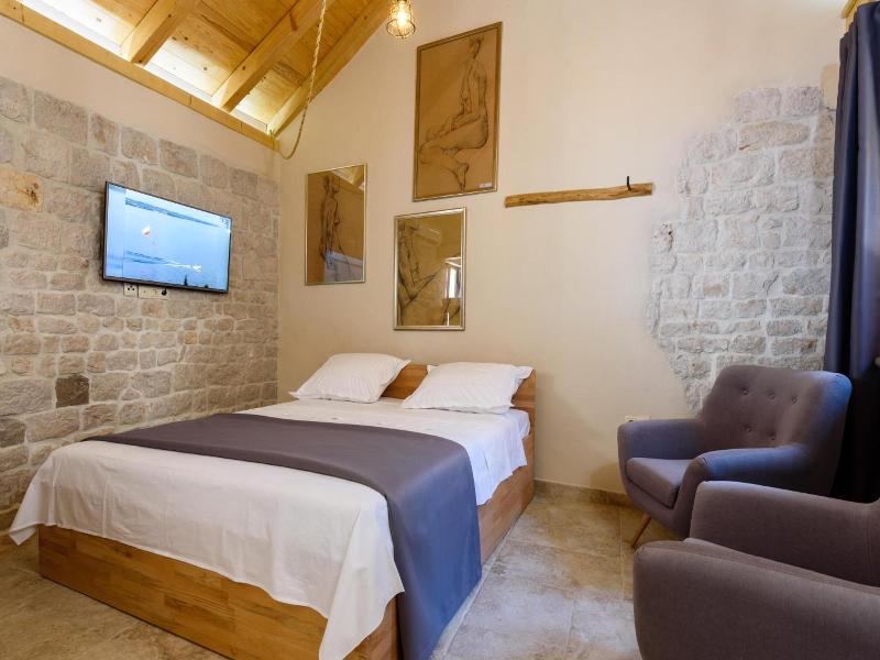 Villa Kudelik - Stone Story image