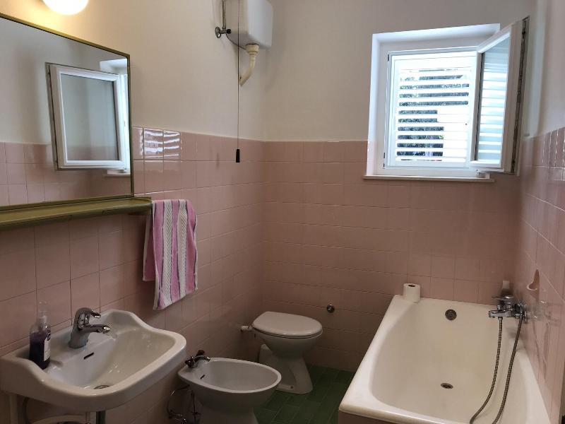 Aida Apartments And Rooms image