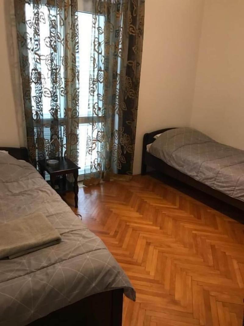 Aida Apartments And Rooms image