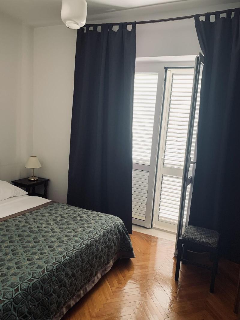 Aida Apartments And Rooms image