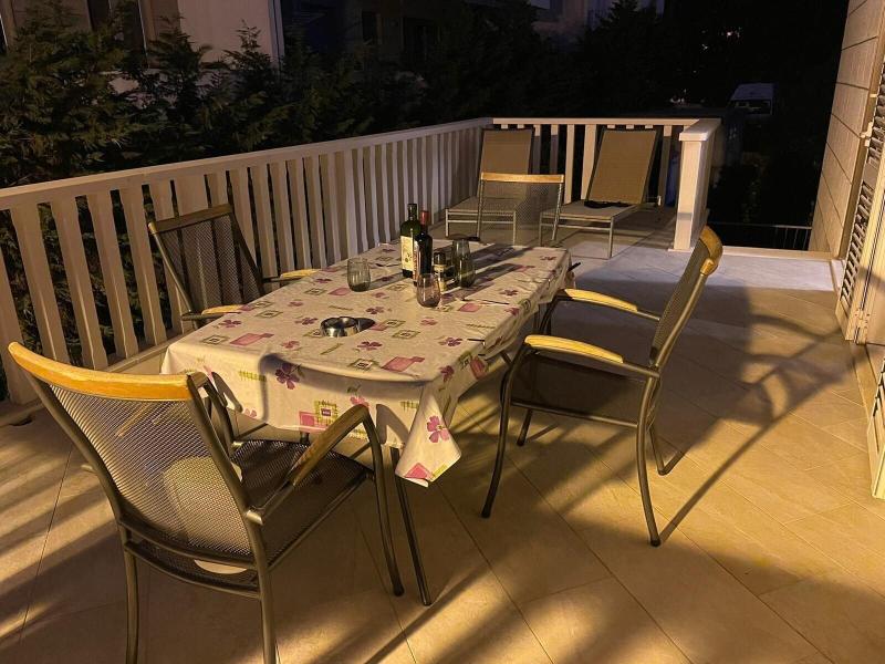 Aida Apartments And Rooms image
