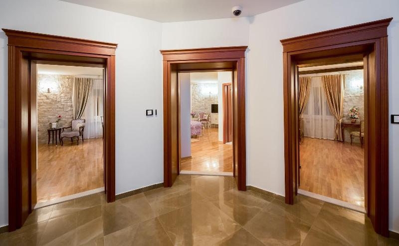 Priska Luxury Rooms image