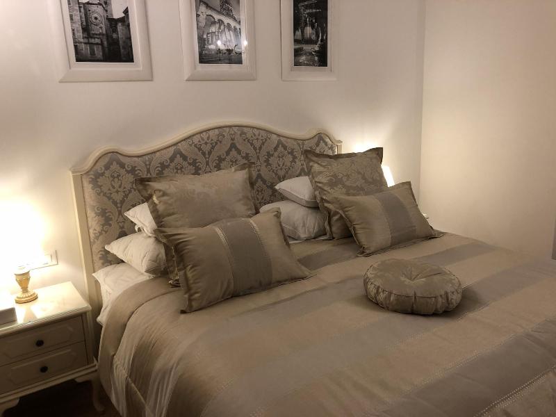 Priska Luxury Rooms image