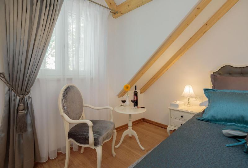 Priska Luxury Rooms image