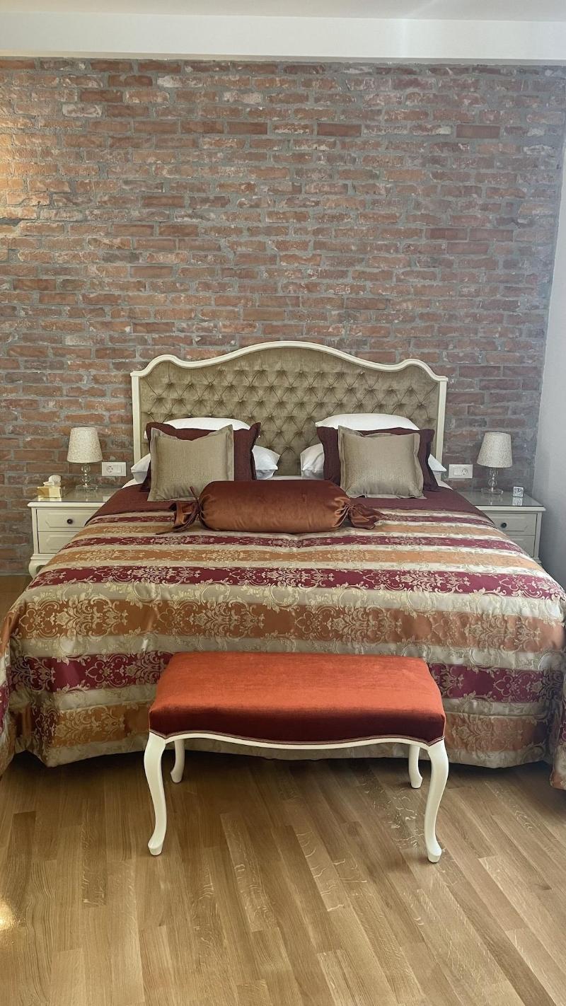 Priska Luxury Rooms image