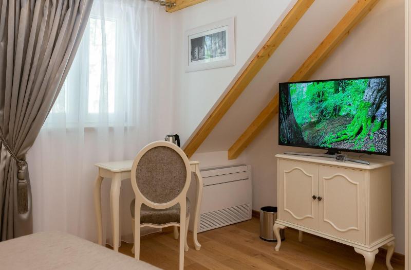 Priska Luxury Rooms image