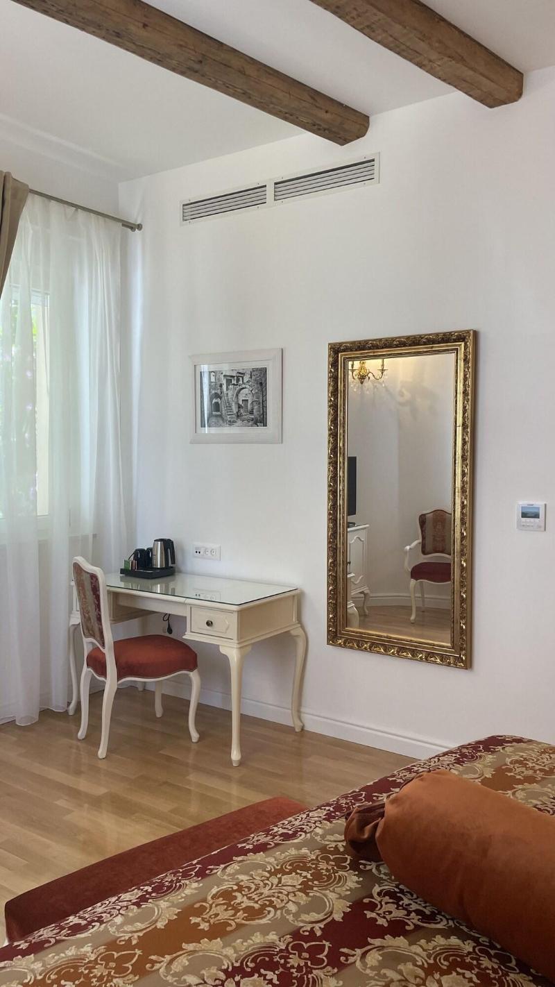 Priska Luxury Rooms image