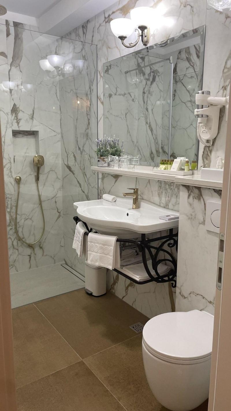 Priska Luxury Rooms image