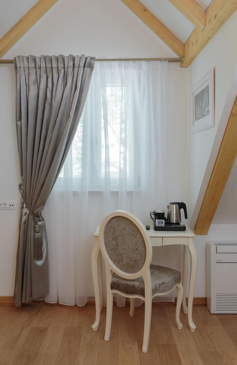 Priska Luxury Rooms image