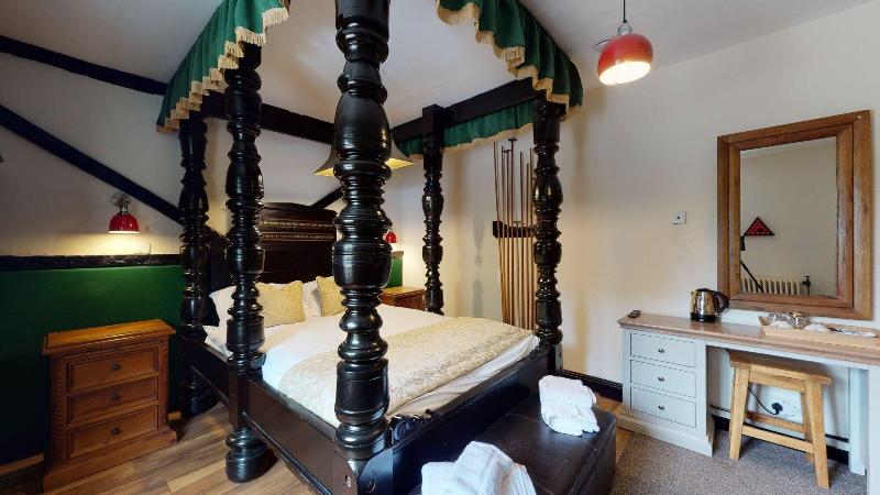 Old Hall House image