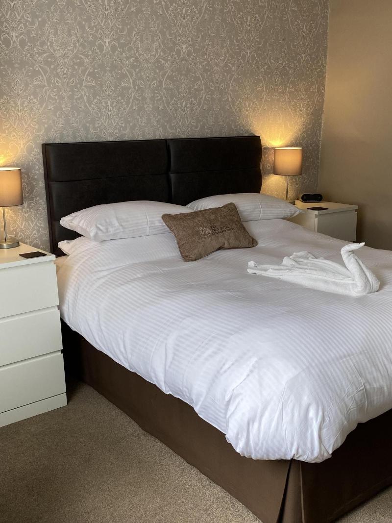 The Swan Hotel image