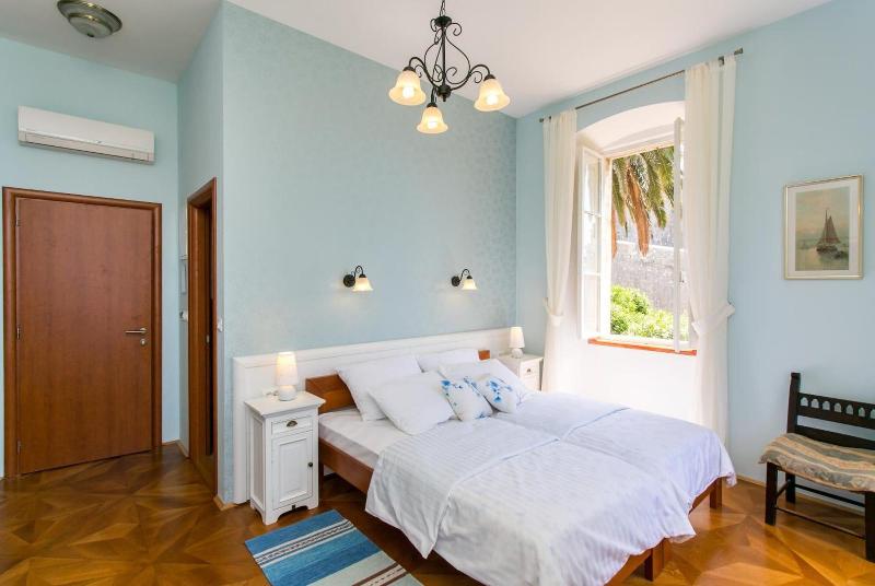 Rooms Posat image