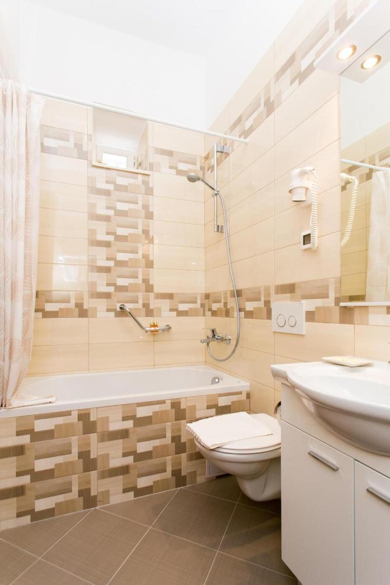 Rooms Posat image