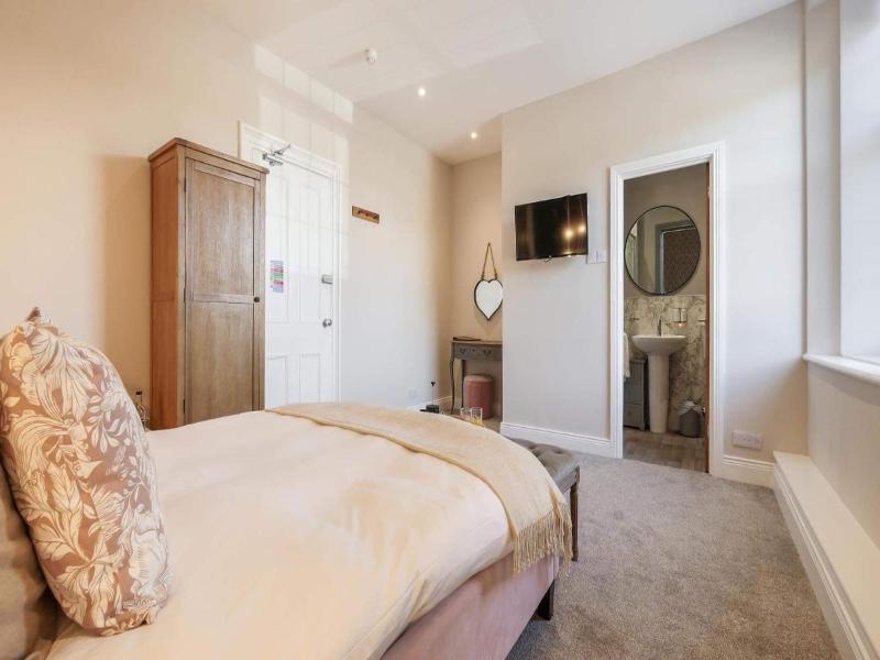 The Greenhead Hotel image