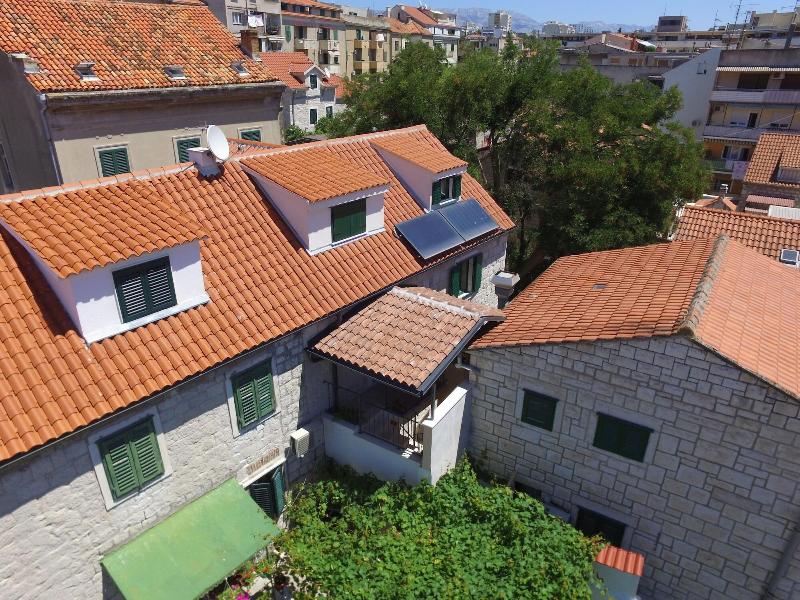 Villa Desideria image