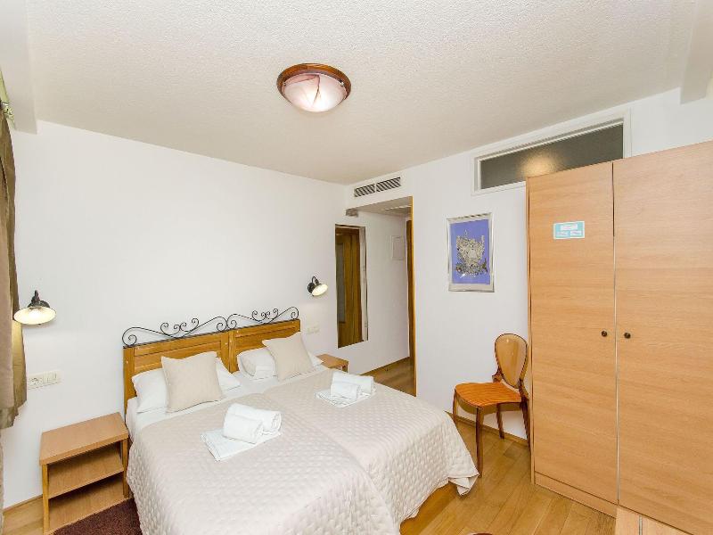 Villa Desideria image