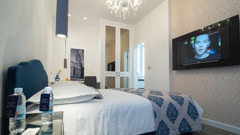 Elixir Luxury Rooms image