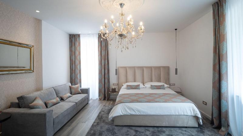 Elixir Luxury Rooms image