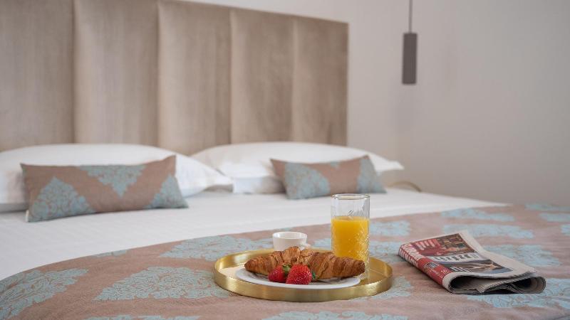 Elixir Luxury Rooms image