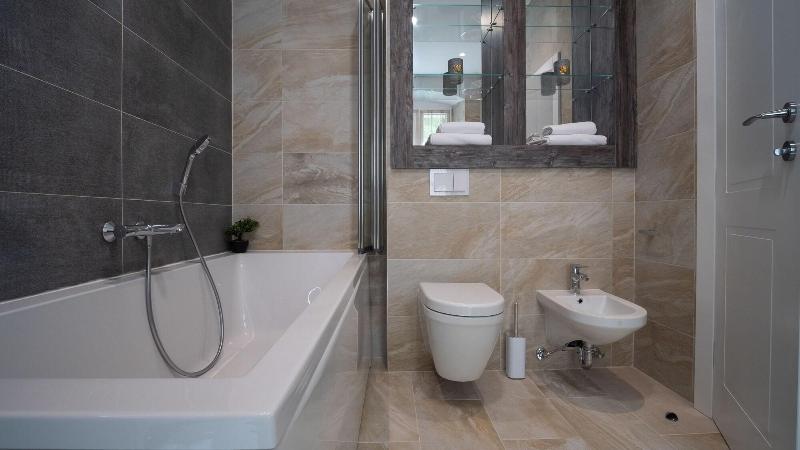 Elixir Luxury Rooms image