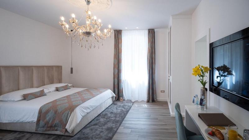 Elixir Luxury Rooms image