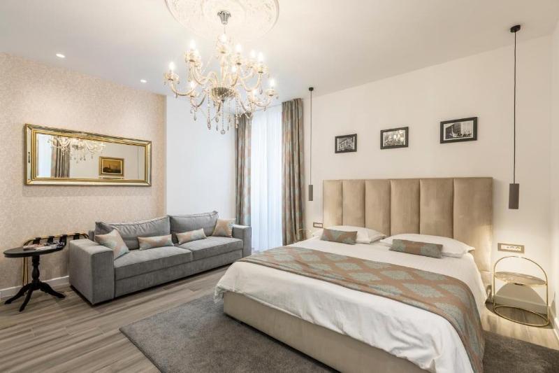 Elixir Luxury Rooms image