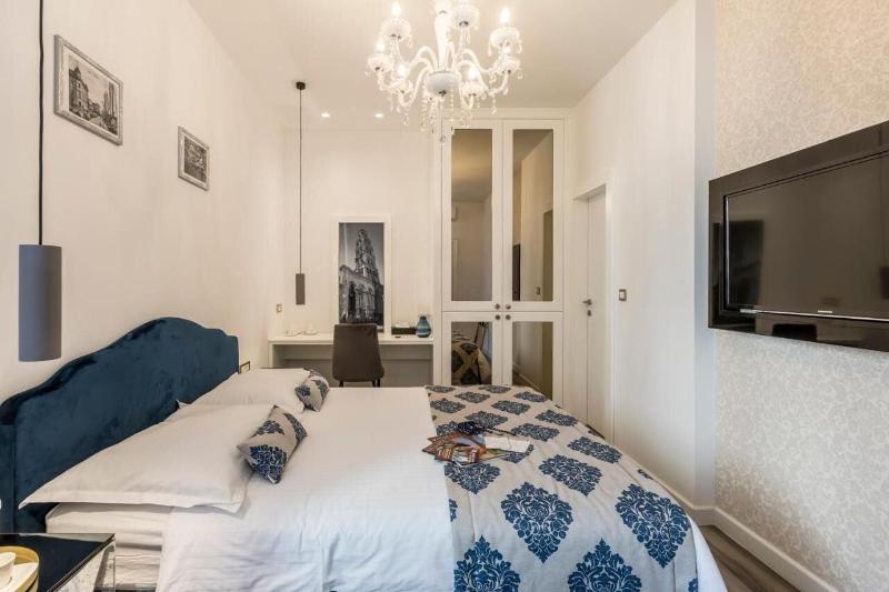Elixir Luxury Rooms image