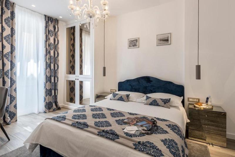 Elixir Luxury Rooms image