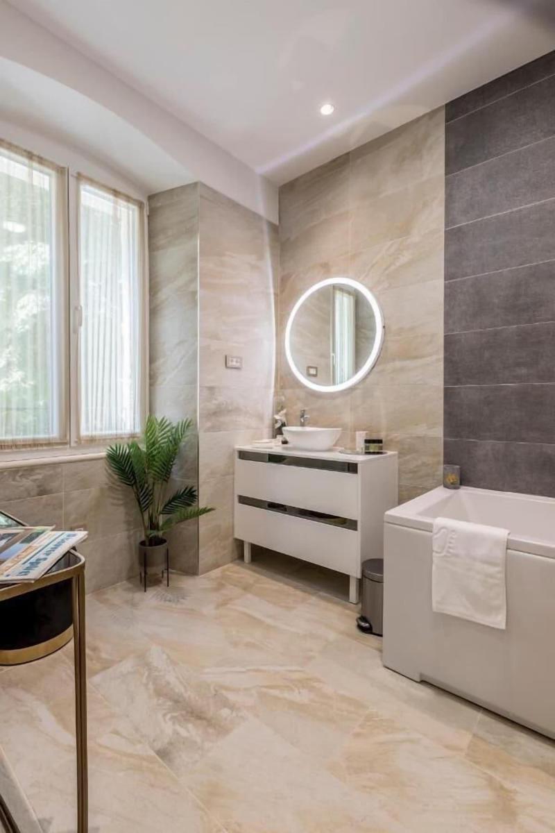 Elixir Luxury Rooms image