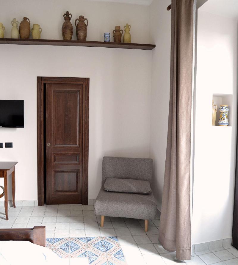 Agorà Panoramic Rooms image