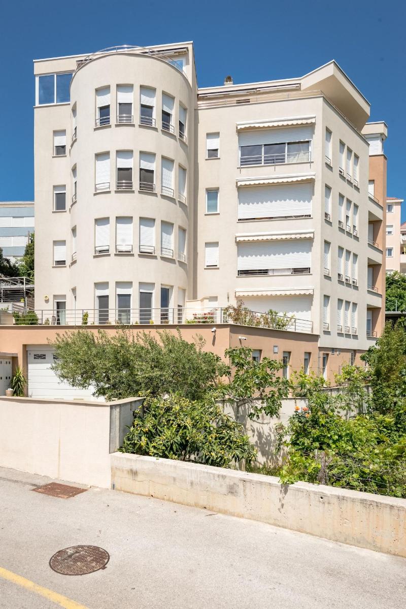 La Bonbonniera Luxury Apartments — photo 3