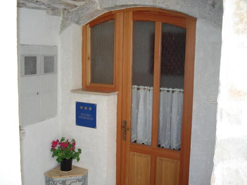 Emily Rooms image
