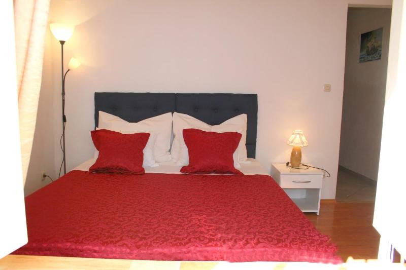 Emily Rooms image