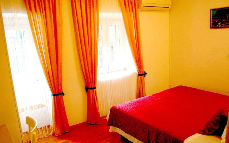 Emily Rooms image
