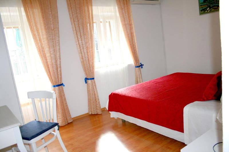 Emily Rooms image