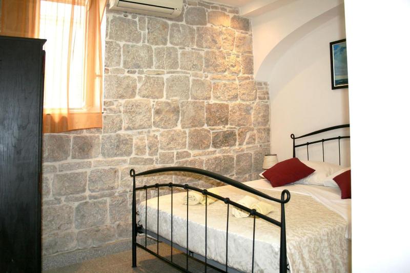Emily Rooms image