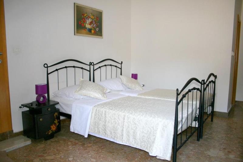 Emily Rooms image