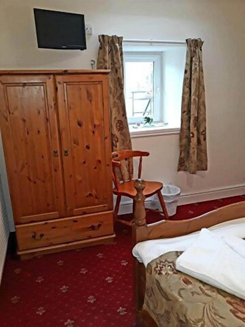 The Gordon Arms image