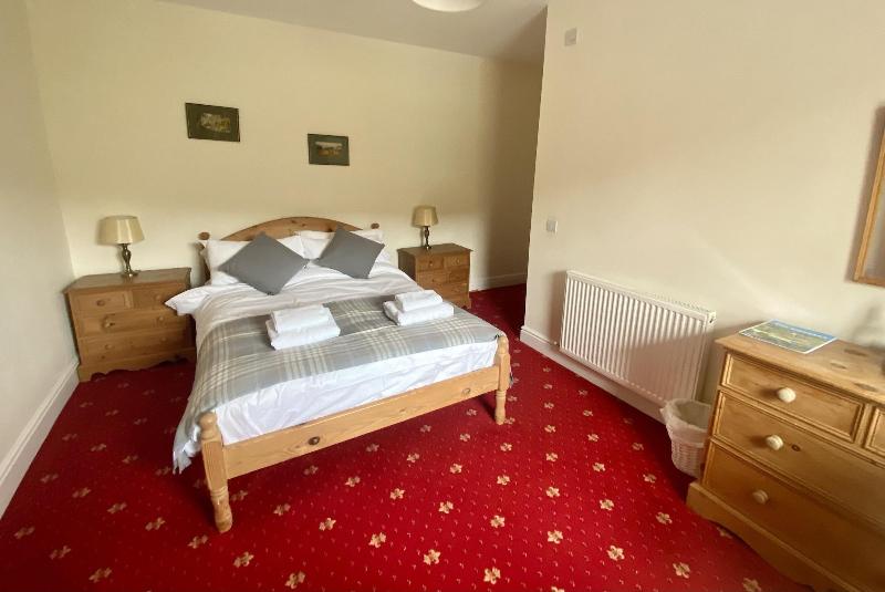 The Gordon Arms image