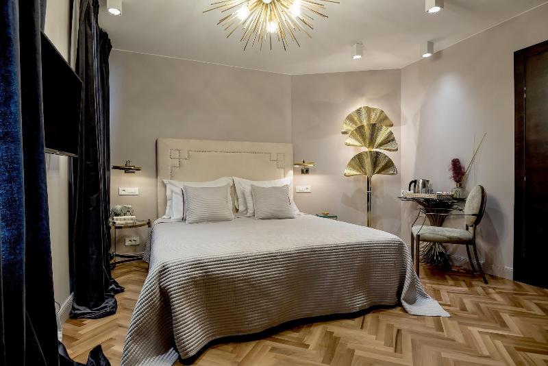 Artale 07 - Adults Only image