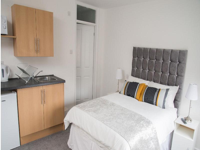 Tlk Apartments And Hotel image