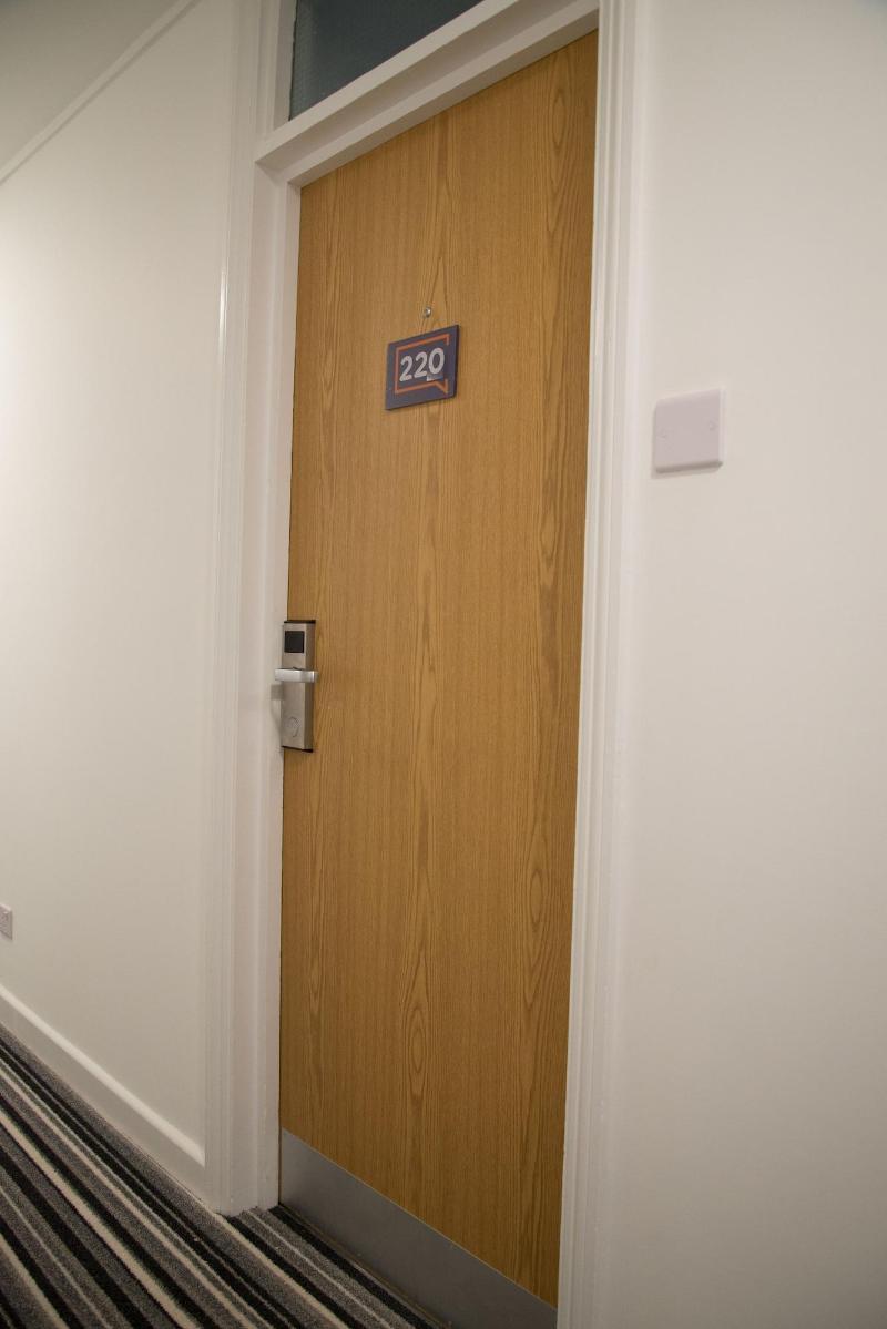 Tlk Apartments And Hotel image