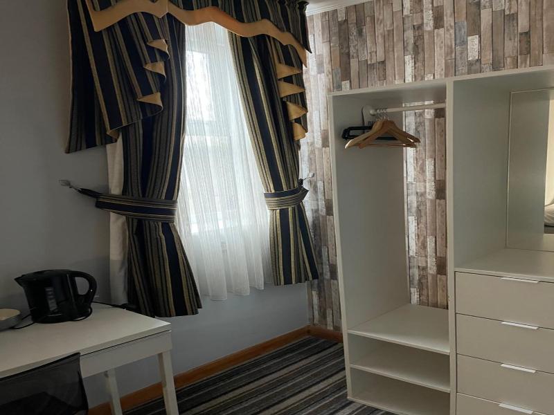 Six Bells Hotels image
