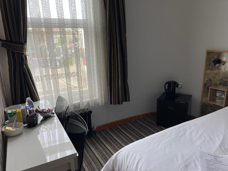 Six Bells Hotels image