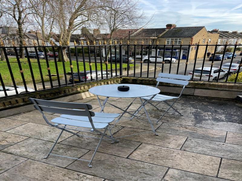 Six Bells Hotels image