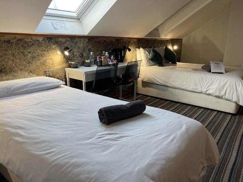 Six Bells Hotels image